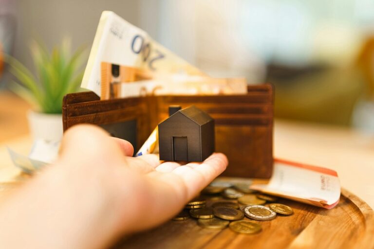 Effective Strategies for Successful Real Estate Note Investing